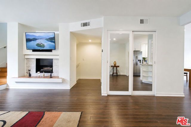 7137 Shoup Avenue 36, West Hills (los Angeles), CA 91307