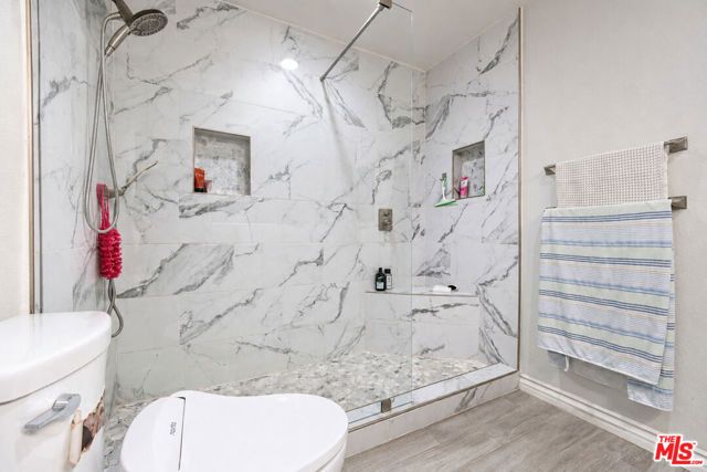 7137 Shoup Avenue 36, West Hills (los Angeles), CA 91307