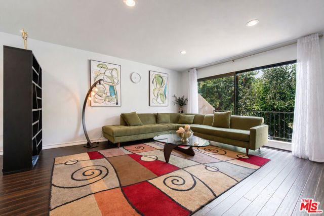 7137 Shoup Avenue 36, West Hills (los Angeles), CA 91307
