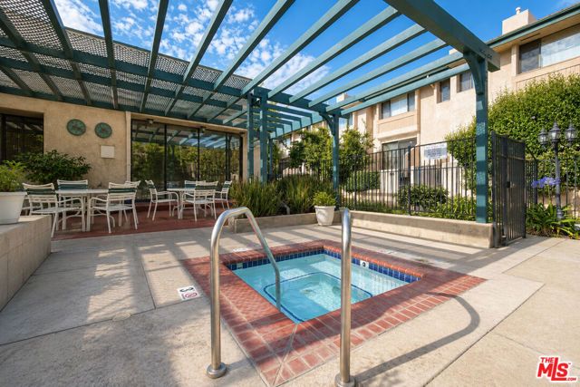 7137 Shoup Avenue 36, West Hills (los Angeles), CA 91307
