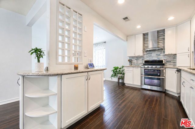 7137 Shoup Avenue 36, West Hills (los Angeles), CA 91307