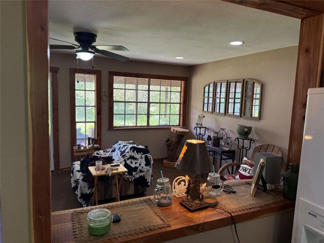 1250 Trails End Drive, Cleveland, TX 77328