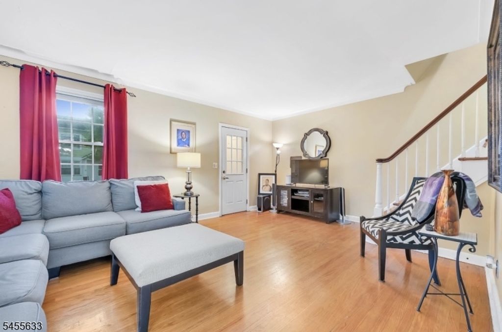 75 Fuller Pl, Irvington Twp., NJ 07111 — photo 3