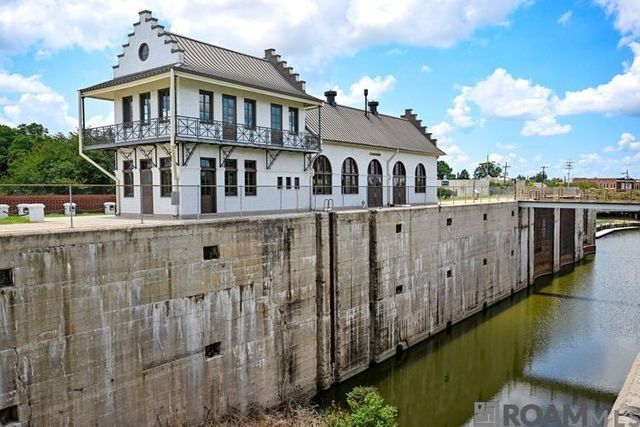 23339 Iberville St, Plaquemine, LA 70764