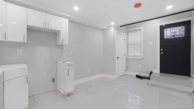 506 E 183rd Street, Bronx, NY 10458