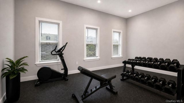 506 E 183rd Street, Bronx, NY 10458