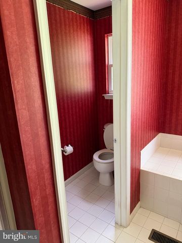 705 CARRIAGE CIR, Upper Chichester, PA 19014