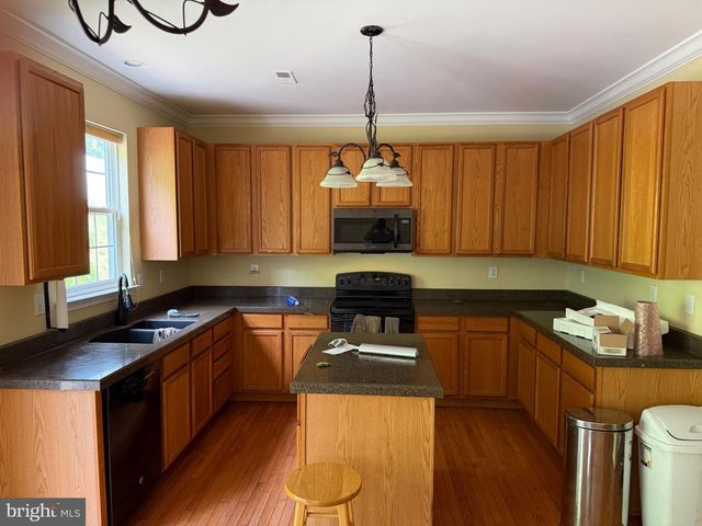 705 CARRIAGE CIR, Upper Chichester, PA 19014