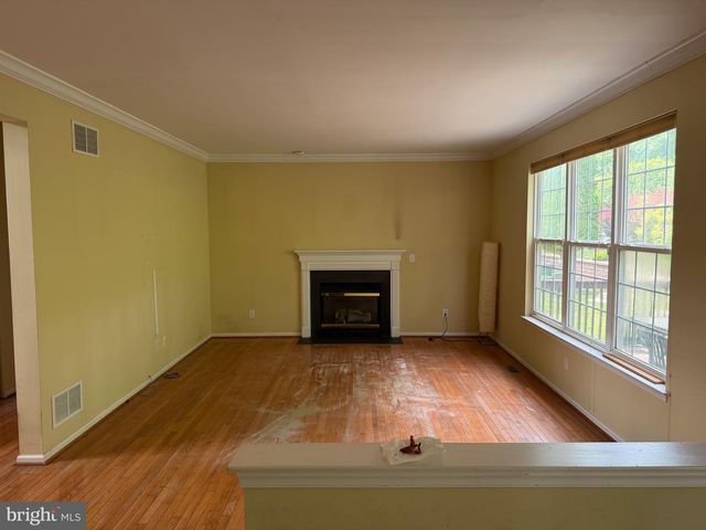 705 CARRIAGE CIR, Upper Chichester, PA 19014