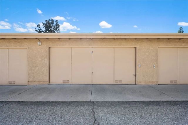 1089 W Pine E, Upland, CA 91786