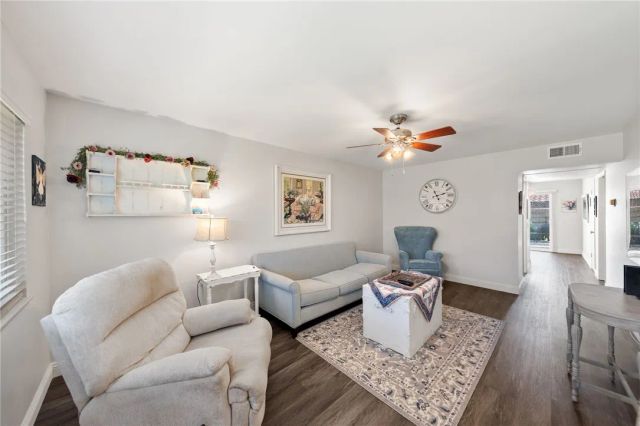 1089 W Pine E, Upland, CA 91786