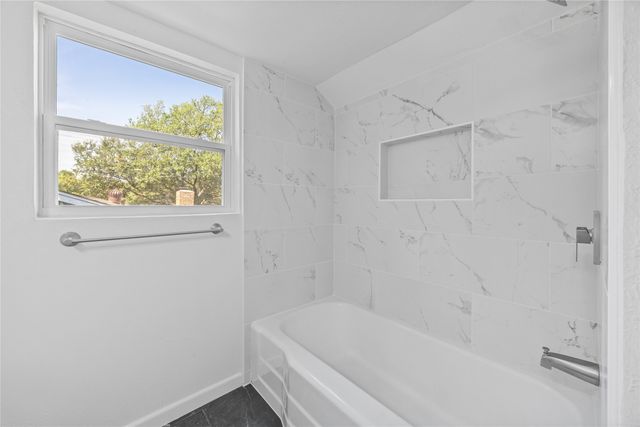 5748 Wimbleton Way, Fort Worth, TX 76133