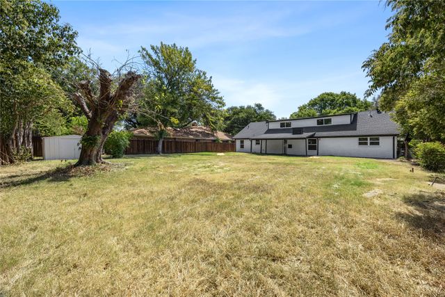 5748 Wimbleton Way, Fort Worth, TX 76133
