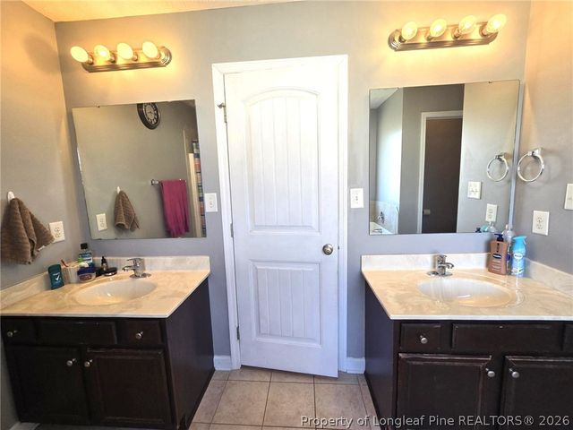 281 Chamberlin Boulevard, Raeford, NC 28376