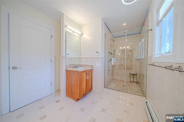 47 Columbus Drive, Tenafly, NJ 07670
