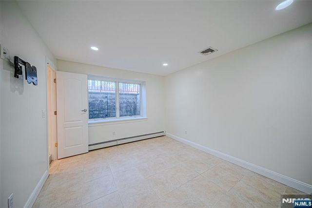 47 Columbus Drive, Tenafly, NJ 07670