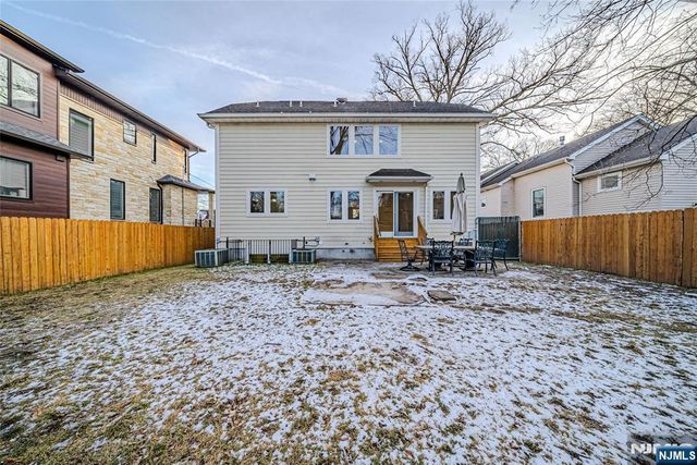 47 Columbus Drive, Tenafly, NJ 07670