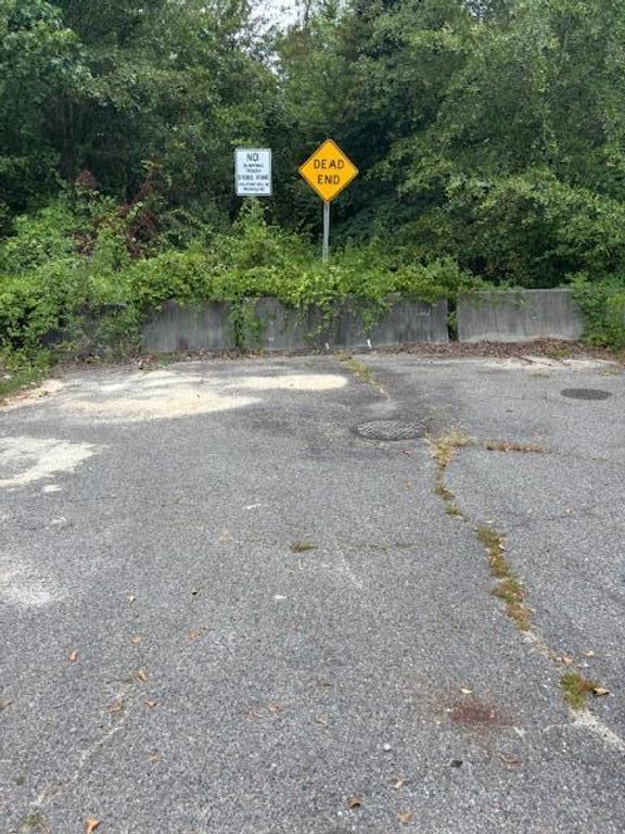 Image 5 of property listing at 1912 Pine Hollow Drive, Augusta, GA 30906