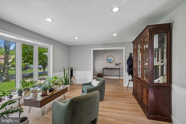 1669 BLUE JAY LN, Cherry Hill, NJ 08003