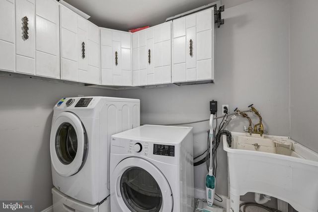1669 BLUE JAY LN, Cherry Hill, NJ 08003
