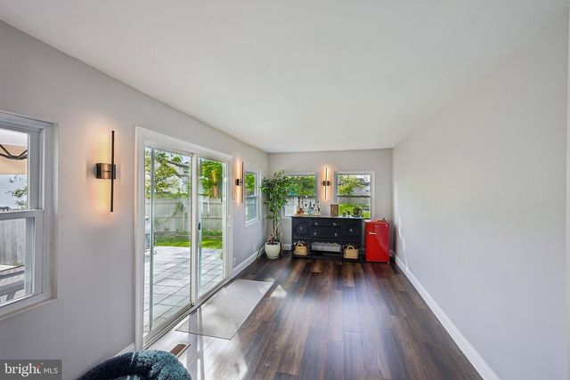 1669 BLUE JAY LN, Cherry Hill, NJ 08003