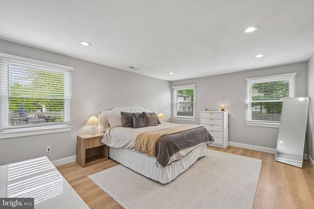 1669 BLUE JAY LN, Cherry Hill, NJ 08003