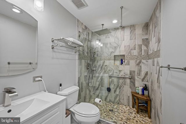 1669 BLUE JAY LN, Cherry Hill, NJ 08003