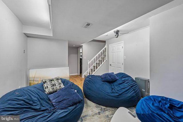 1669 BLUE JAY LN, Cherry Hill, NJ 08003