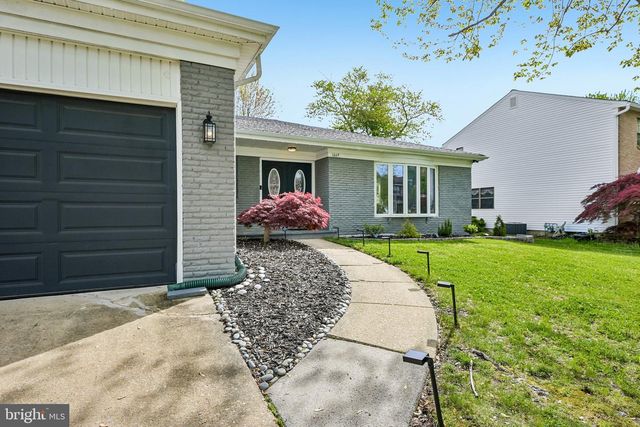 1669 BLUE JAY LN, Cherry Hill, NJ 08003