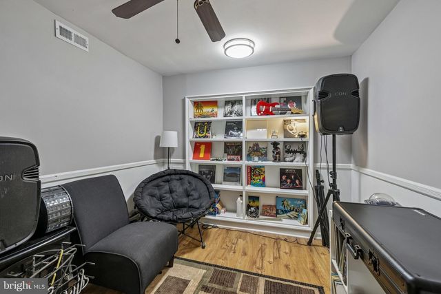 1669 BLUE JAY LN, Cherry Hill, NJ 08003