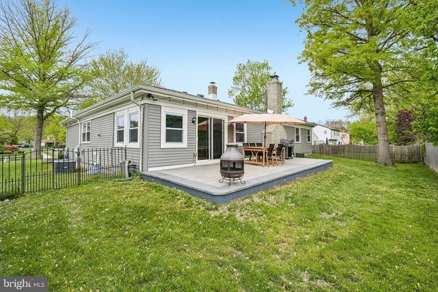 1669 BLUE JAY LN, Cherry Hill, NJ 08003