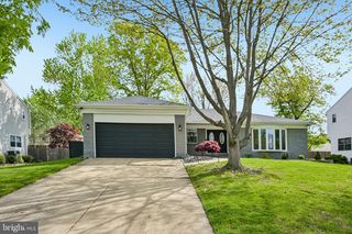 1669 BLUE JAY LN, Cherry Hill, NJ 08003