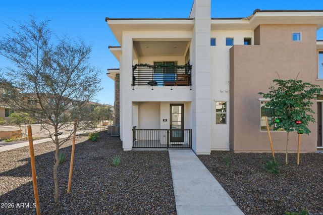 2121 W SONORAN DESERT Drive 81, Phoenix, AZ 85085