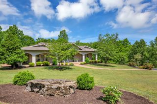 5129 Highway 70, E, White Bluff, TN 37187