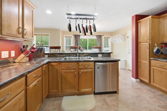 23 Phillips Road, Sandown, NH 03873