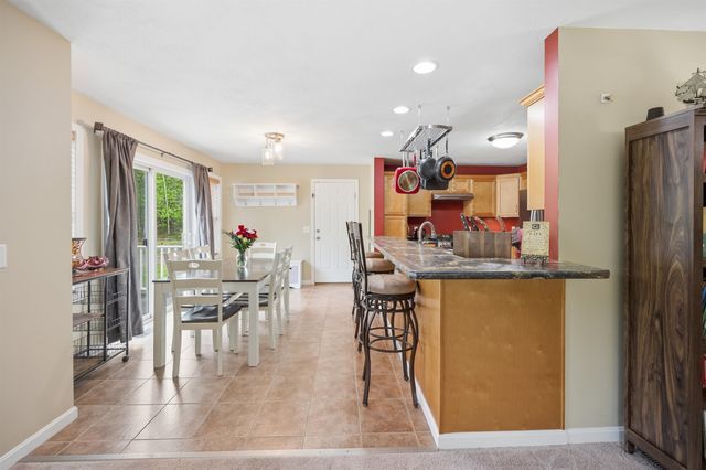 23 Phillips Road, Sandown, NH 03873