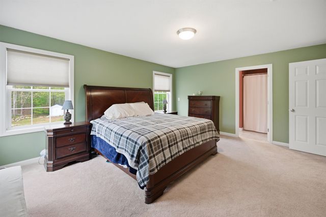 23 Phillips Road, Sandown, NH 03873