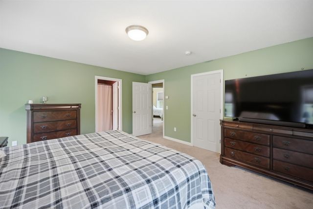 23 Phillips Road, Sandown, NH 03873