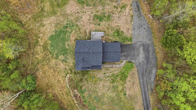 23 Phillips Road, Sandown, NH 03873