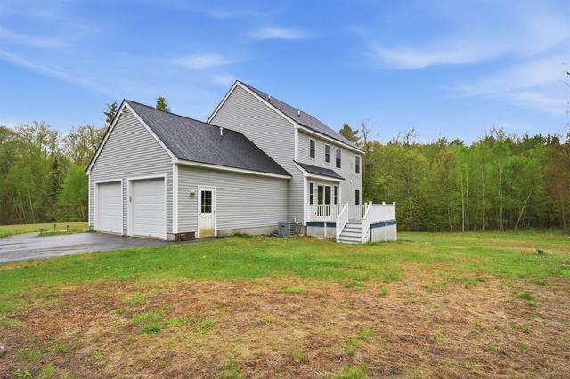 23 Phillips Road, Sandown, NH 03873