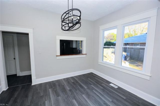 110 E Bay AVE, Norfolk, VA 23503