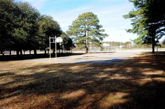 110 E Bay AVE, Norfolk, VA 23503