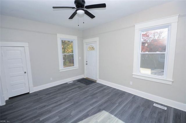 110 E Bay AVE, Norfolk, VA 23503