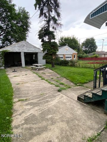 441 E Streicher Street, Toledo, OH 43608