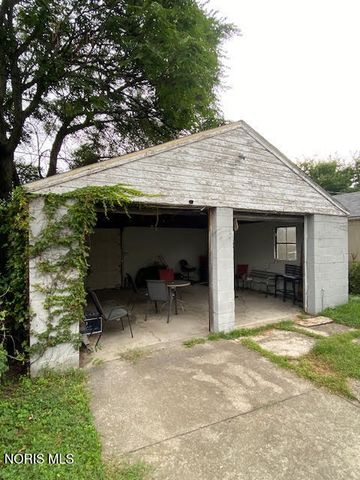 441 E Streicher Street, Toledo, OH 43608