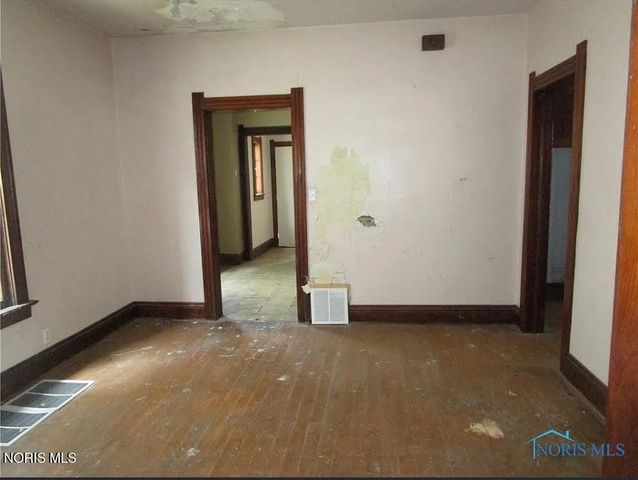 441 E Streicher Street, Toledo, OH 43608