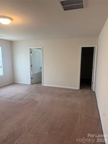 12822 Longstraw Road, Charlotte, NC 28227