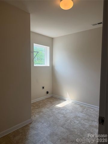 12822 Longstraw Road, Charlotte, NC 28227
