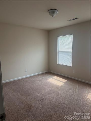 12822 Longstraw Road, Charlotte, NC 28227