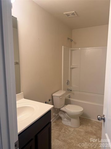 12822 Longstraw Road, Charlotte, NC 28227